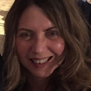 Meet your Posher, Pamela